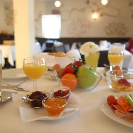 Zum Roessel Hotel Kandel