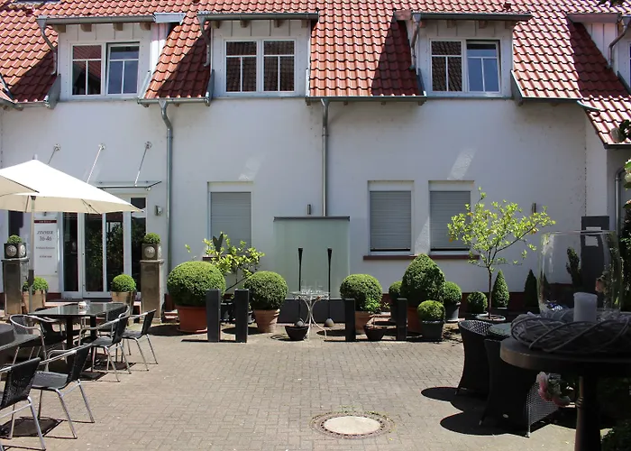 Zum Roessel 호텔 3*